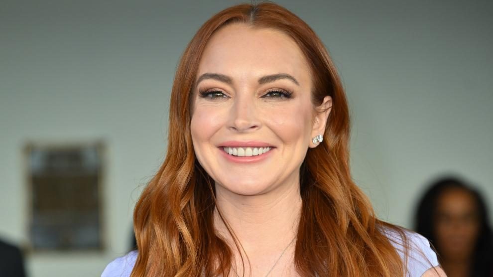 La actriz de Juego de Gemelas Lindsay Lohan anunció su embarazo