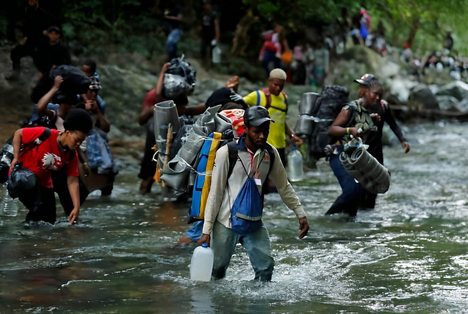 En lo que va de año más de 127 000 migrantes han pasado por el Darién