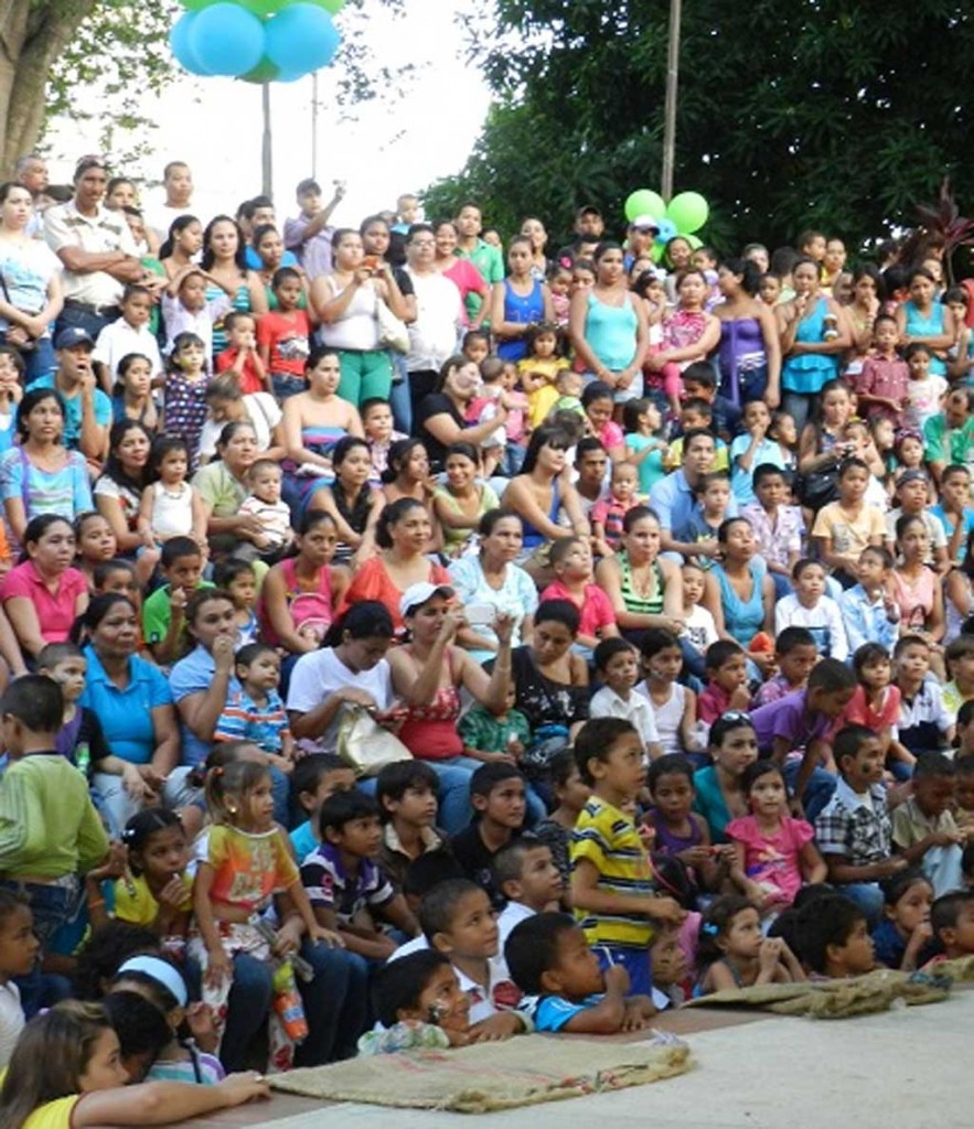 ICBF y COMFACOR, festejaron con las familias cordobesas su día, con el objetivo de generar conciencia.