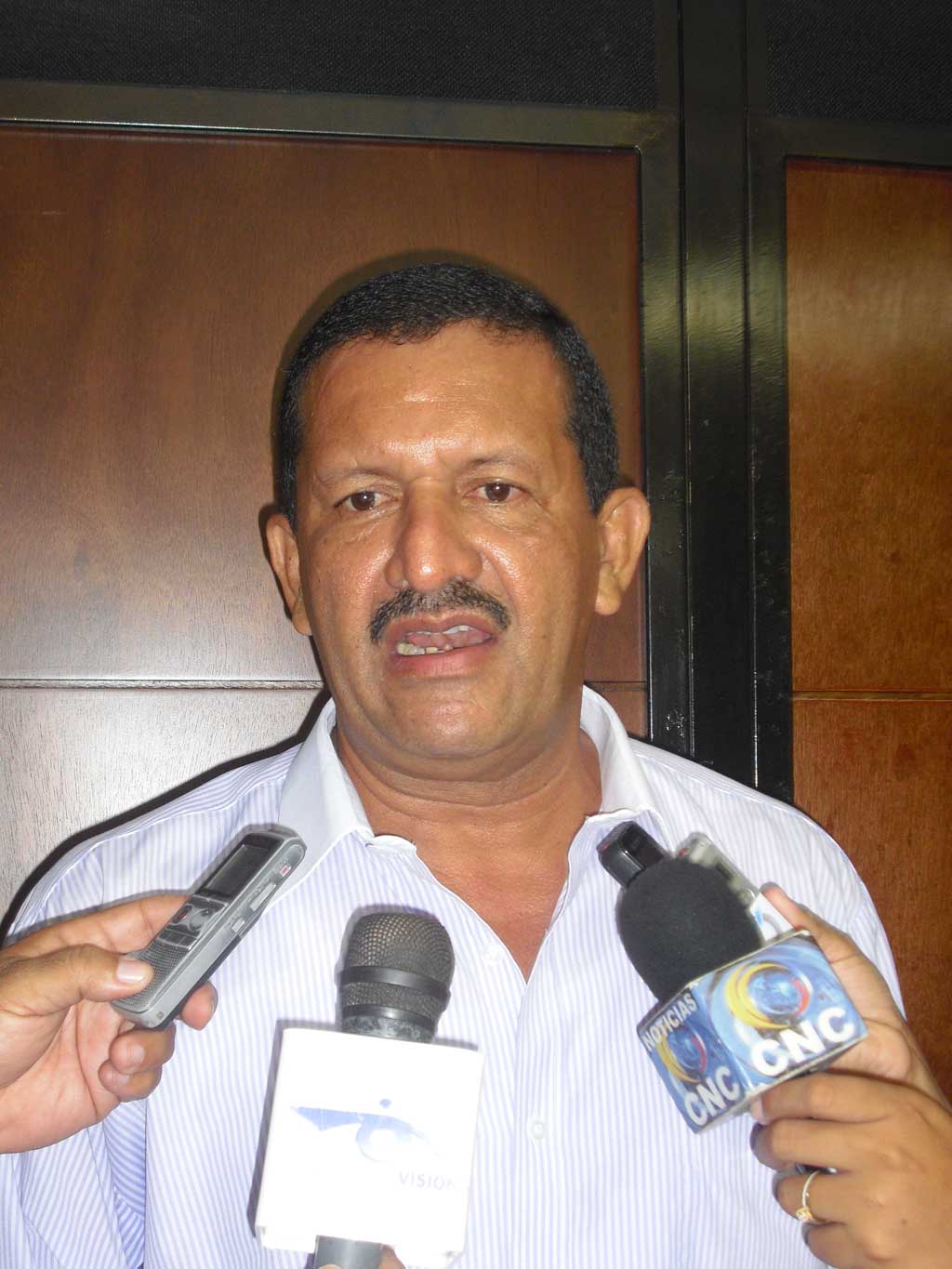 Ex diputado Oscar Ramírez