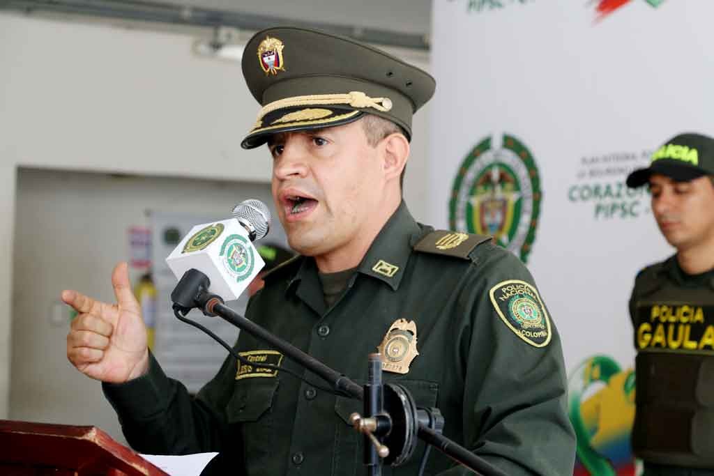 Policía pide a la comunidad no bloquear vías, en protestas por fallas del servicio de energía