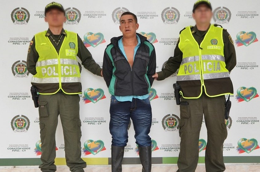 Alias ‘Postobón’, comandante, según las autoridades, de las milicias de la compañía ‘Arley Martínez’ del frente 18 de las Farc, fue capturado por la Policía.