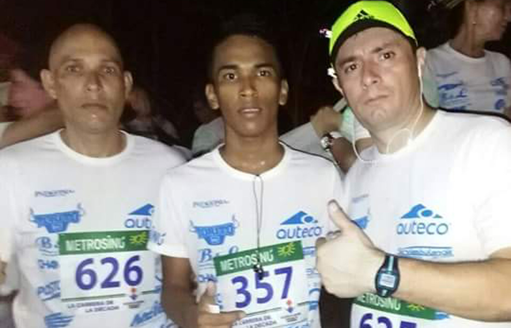 Andrés Arciria, Oswal Márquez y Pedro Espinosa, deportistas monterianos que se le medirán al reto de los 21 kilómetros de la Media Maratón de Bogotá.