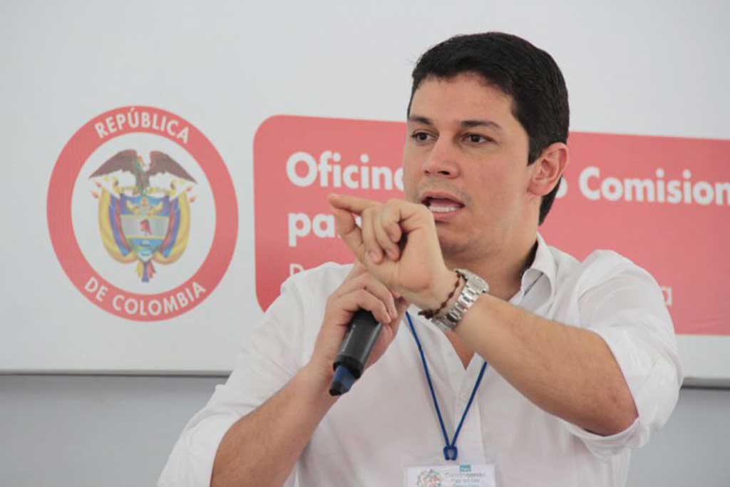 Al Gobierno le ha faltado vehemencia para responder ante expulsión de colombianos" Senador Cabrales