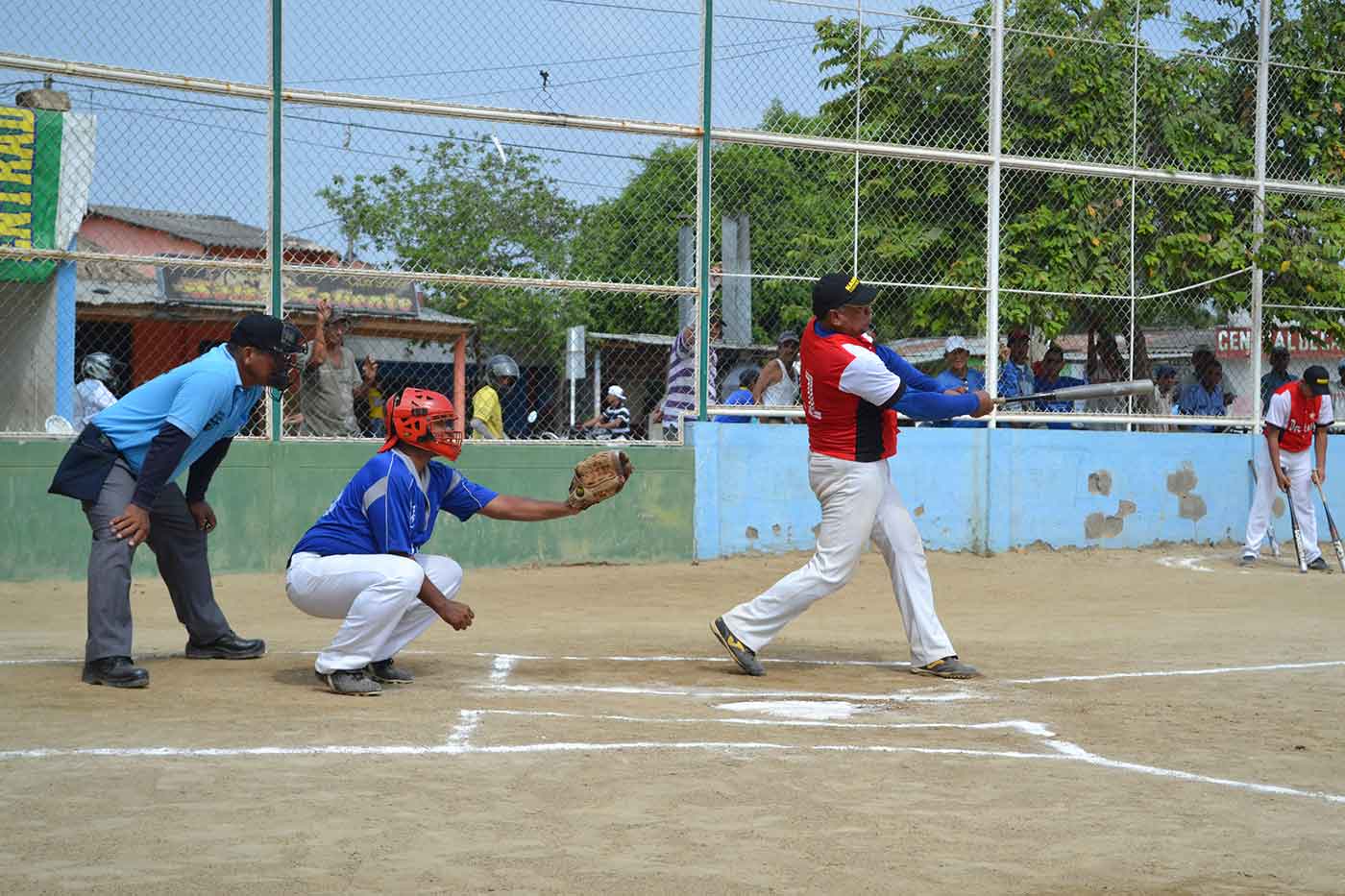 El softbol empieza a jugarse en Montería