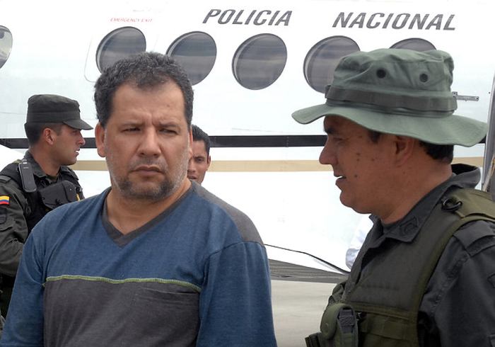 Ex jefe paramilitar Alias ‘Don Mario’, fue extraditado a los Estados ...