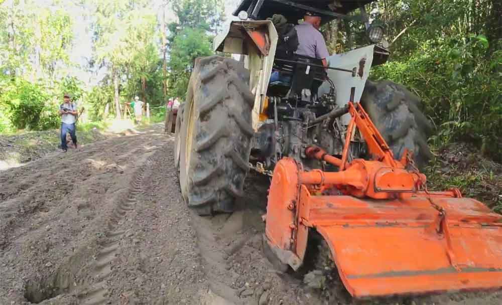 Por decreto, Sahagún prohibirá el tránsito de maquinaria pesada que daña  las vías rurales - LARAZON.CO