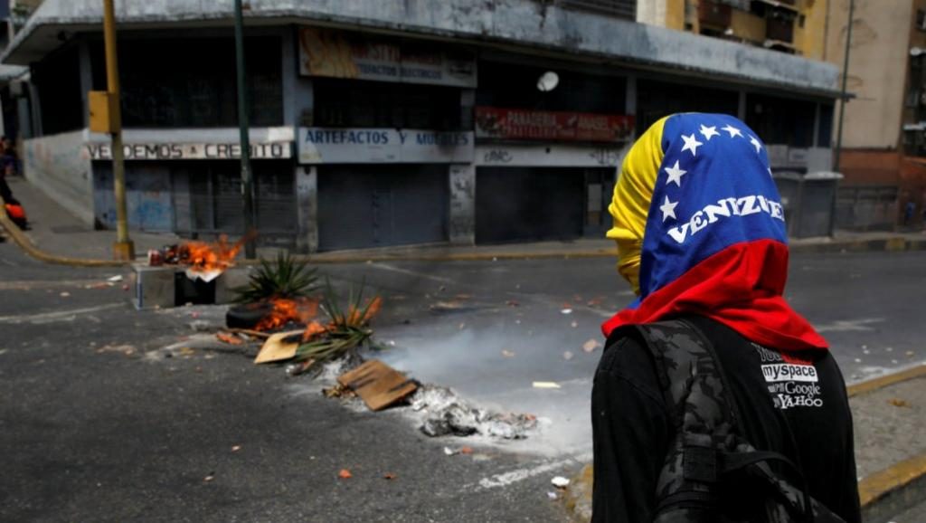 Siguen las protestas en Venezuela por nuevo apagón nacional LARAZON.CO