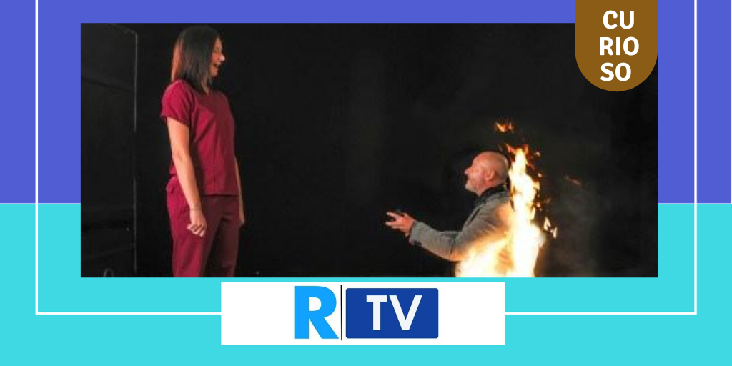 LE PIDIÓ MATRIMONIO A SU NOVIA EN PRENDIDO EN LLAMAS