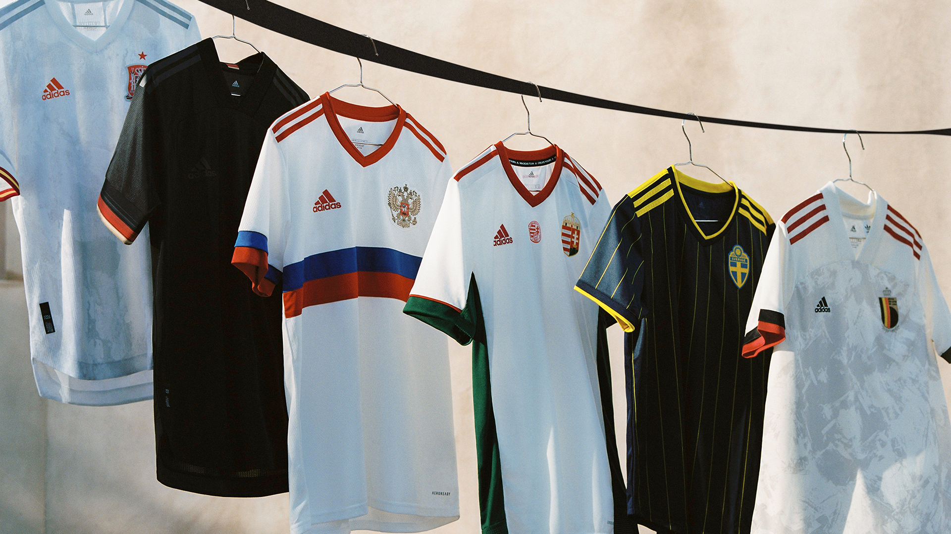 Adidas presentó camisetas la Eurocopa LARAZON.CO