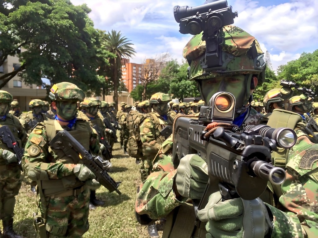 Fiscalía Investiga A Seis Generales En Retiro Del Ejército Nacional Por ...