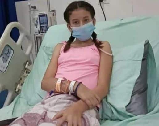 Niña de 12 años clama por un donante de hígado para salvar su vida en