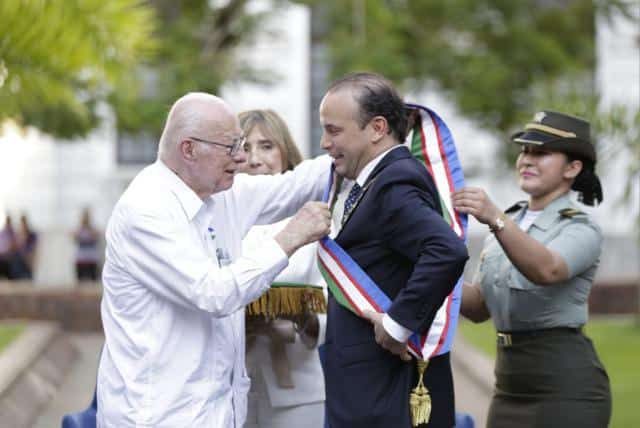 Recibimos una herencia peor de la que nos imaginábamos”: Alejandro Eder en su toma de posesión - LARAZON.CO